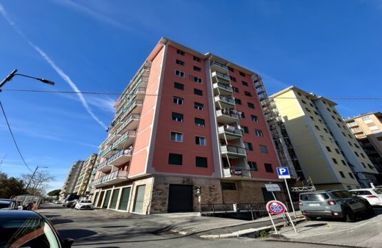 80 m² con Terrazzino in Via Gandin