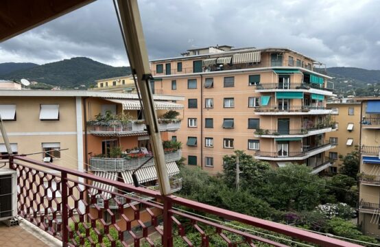 6 AMPI VANI CON BALCONI IN CORSO MAMELI A RAPALLO